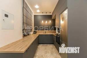 Дом 80м&sup2;, 2-этажный, участок 10 сот.  