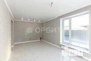 Дом 90м&sup2;, 2-этажный, участок 6 сот.  