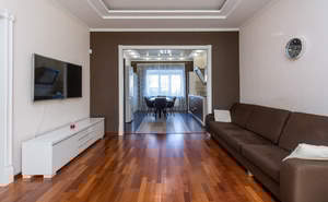 Дом 201м&sup2;, 2-этажный, участок 2 сот.  