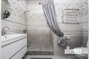 Дом 180м², 2-этажный, участок 10 сот.  