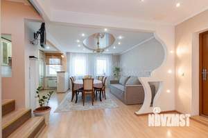Коттедж 190м², 2-этажный, участок 8 сот.  