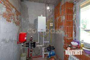 Дом 140м², 2-этажный, участок 10 сот.  