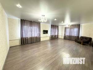 Дом 240м², 2-этажный, участок 8 сот.  