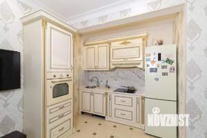 Коттедж 264м&sup2;, 3-этажный, участок 8 сот.  