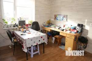 Коттедж 140м², 2-этажный, участок 6 сот.  