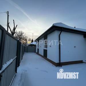 Дом 80м&sup2;, 2-этажный, участок 5 сот.  