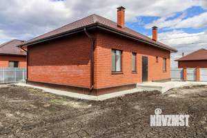 Дом 97м&sup2;, 1-этажный, участок 7 сот.  