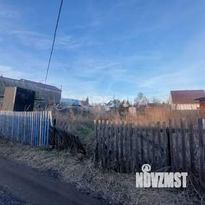 Дом 16м&sup2;, 2-этажный, участок 4 сот.  