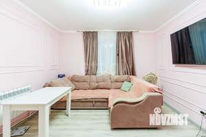 Дом 140м&sup2;, 2-этажный, участок 4 сот.  