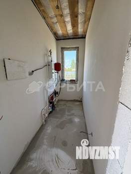 Дом 98м&sup2;, 2-этажный, участок 5 сот.  