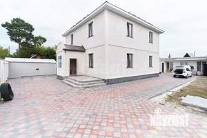 Дом 201м&sup2;, 2-этажный, участок 6 сот.  