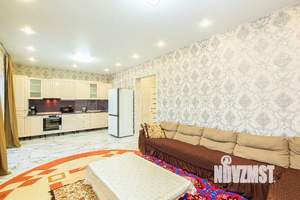 Коттедж 140м², 2-этажный, участок 7 сот.  