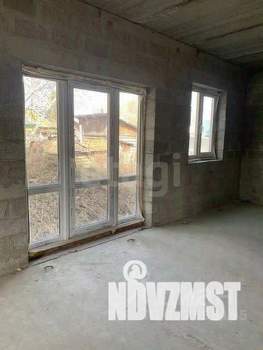 Дом 190м&sup2;, 2-этажный, участок 5 сот.  