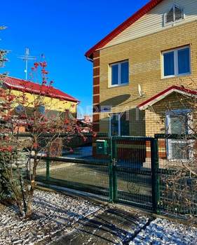 Дом 150м&sup2;, 2-этажный, участок 0 сот.  