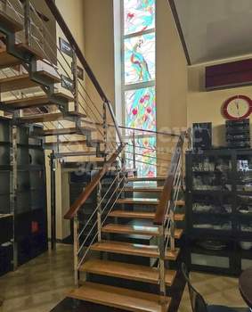 Дом 299м&sup2;, 3-этажный, участок 10 сот.  