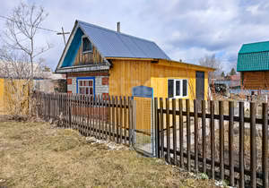 Дом 30м², 2-этажный, участок 4 сот.  