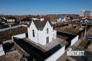 Дом 107м&sup2;, 2-этажный, участок 4 сот.  