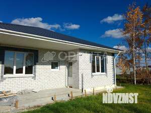 Дом 100м&sup2;, 2-этажный, участок 6 сот.  