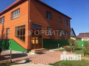 Дом 539м², 2-этажный, участок 17 сот.  