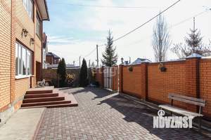 Дом 280м&sup2;, 2-этажный, участок 10 сот.  