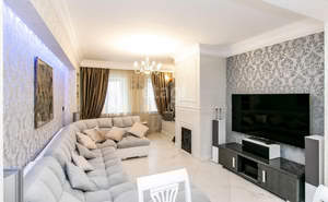 Дом 381м&sup2;, 3-этажный, участок 6 сот.  