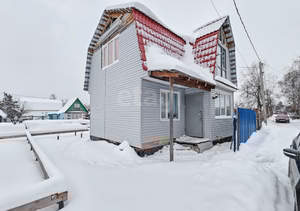 Дом 72м&sup2;, 2-этажный, участок 4 сот.  