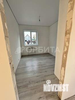 Дом 61м², 2-этажный, участок 5 сот.  