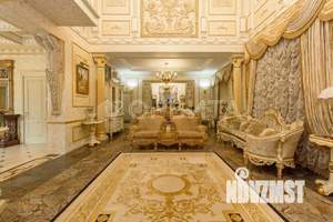 Дом 511м², 2-этажный, участок 8 сот.  