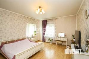 Дом 384м², 2-этажный, участок 18 сот.  