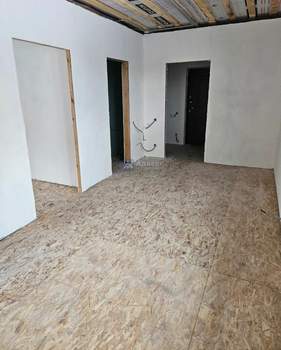 Дом 85м², 2-этажный, участок 6 сот.  