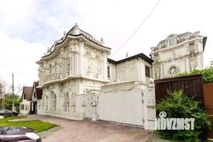 Дом 511м&sup2;, 3-этажный, участок 8 сот.  