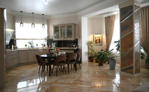 Дом 350м&sup2;, 3-этажный, участок 11 сот.  