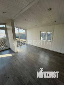 Дом 30м&sup2;, 2-этажный, участок 7 сот.  