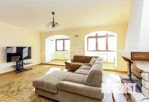 Таунхаус 210м&sup2;, 2-этажный, участок 2 сот.  