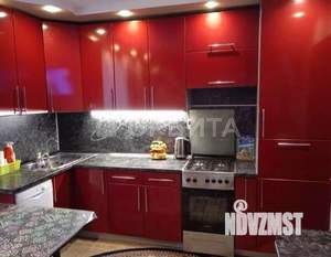 Дом 146м&sup2;, 2-этажный, участок 4 сот.  