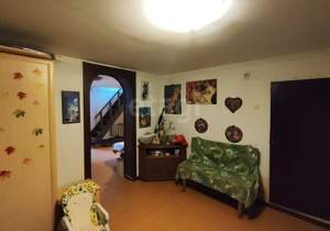 Дом 200м², 3-этажный, участок 12 сот.  