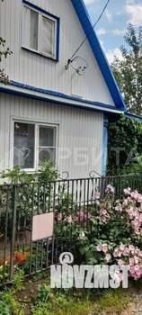 Дом 36м², 2-этажный, участок 8 сот.  