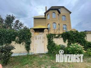 Дом 315м&sup2;, 3-этажный, участок 11 сот.  