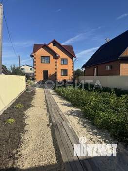Дом 180м², 2-этажный, участок 7 сот.  