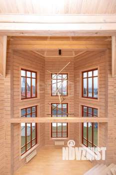 Дом 343м², 3-этажный, участок 14 сот.  