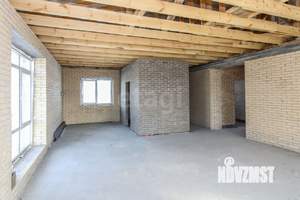 Дом 184м², 1-этажный, участок 10 сот.  