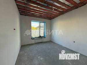 Дом 100м&sup2;, 2-этажный, участок 5 сот.  