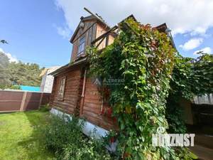 Дом 60м², 2-этажный, участок 6 сот.  