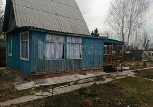 Дом 40м², 2-этажный, участок 6 сот.  
