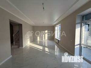 Дом 138м&sup2;, 2-этажный, участок 5 сот.  