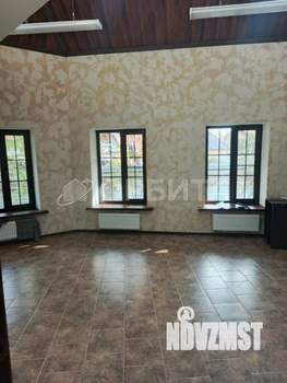 Дом 750м², 2-этажный, участок 11 сот.  