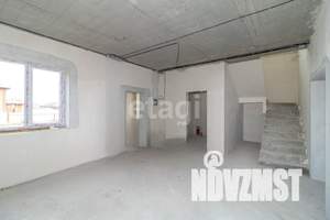 Дом 180м&sup2;, 2-этажный, участок 5 сот.  