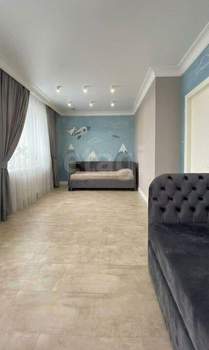 Дом 208м&sup2;, 2-этажный, участок 6 сот.  