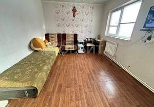 Дом 100м&sup2;, 2-этажный, участок 0 сот.  