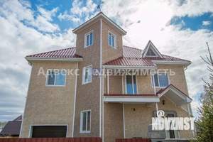 Коттедж 199м&sup2;, 2-этажный, участок 10 сот.  